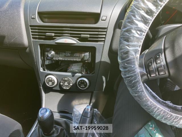 Mazda RX-8 2003-10 8831422-17