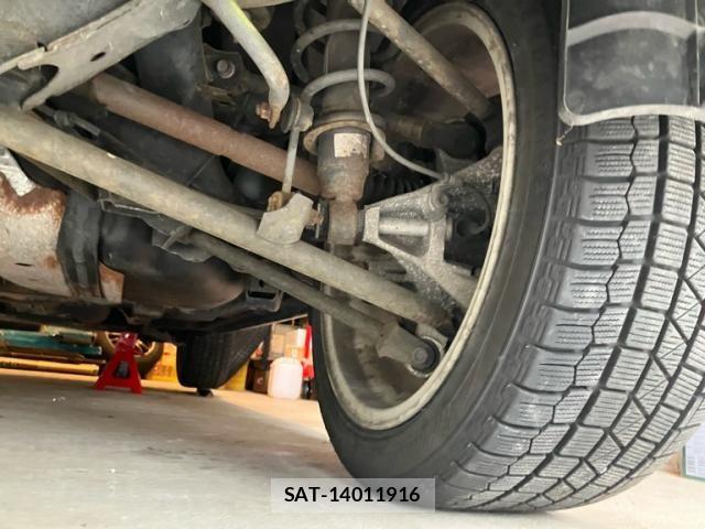 Mazda RX-8 2010-03 8831420-10