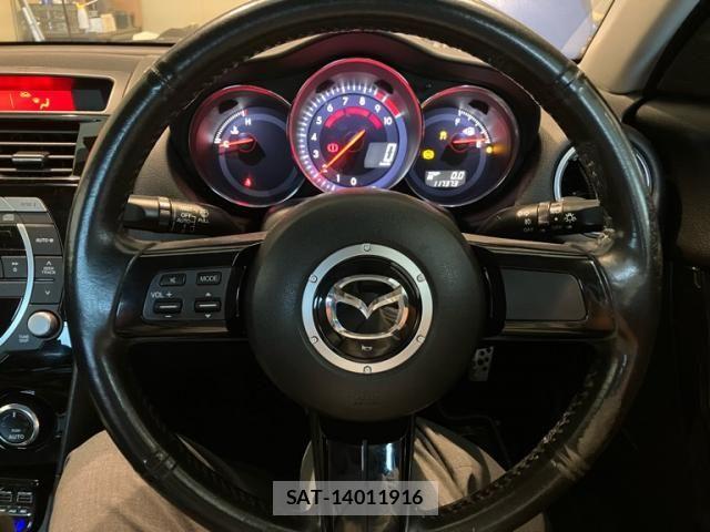 Mazda RX-8 2010-03 8831420-12