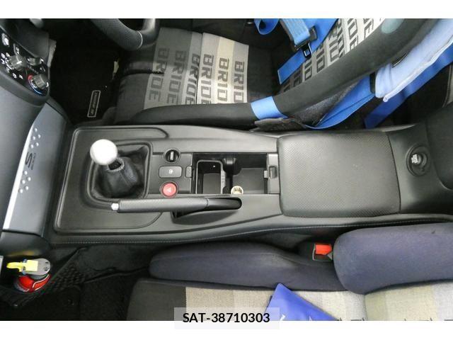 Honda S2000 2007-11 8850566-12