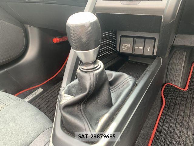 Honda S660 2015-06 1074304-21