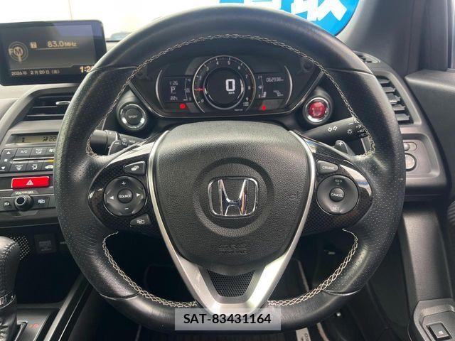 Honda S660 2015-04 3935747-10