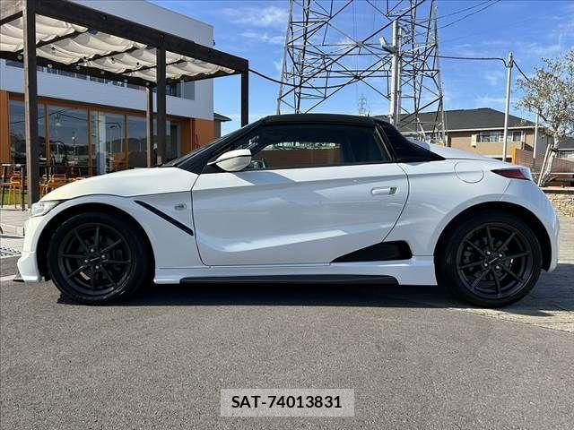 Honda S660 2015-04 4601084-10