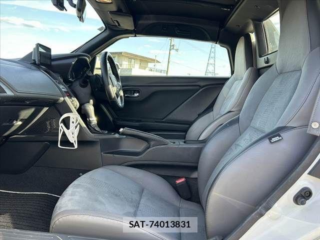 Honda S660 2015-04 4601084-16