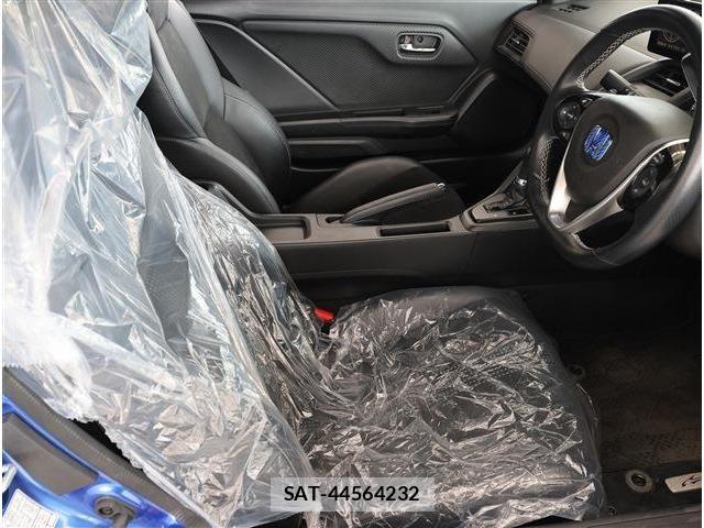 Honda S660 2019-01 6677880-12