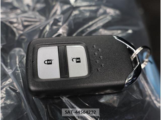 Honda S660 2019-01 6677880-16