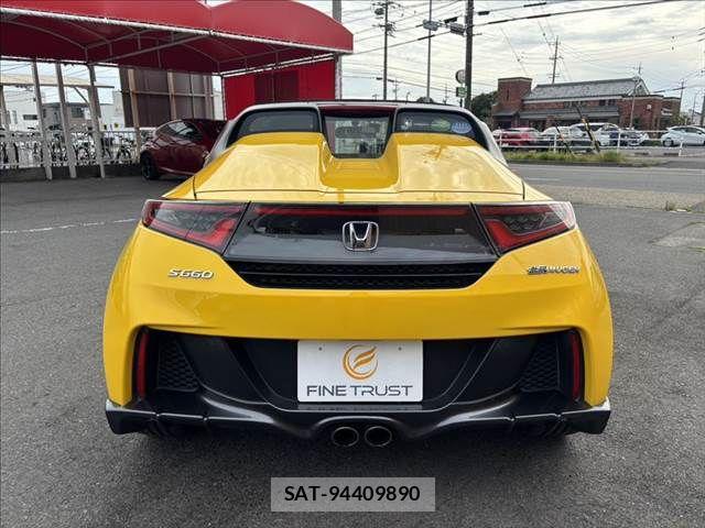 Honda S660 2015-09 6677879-16