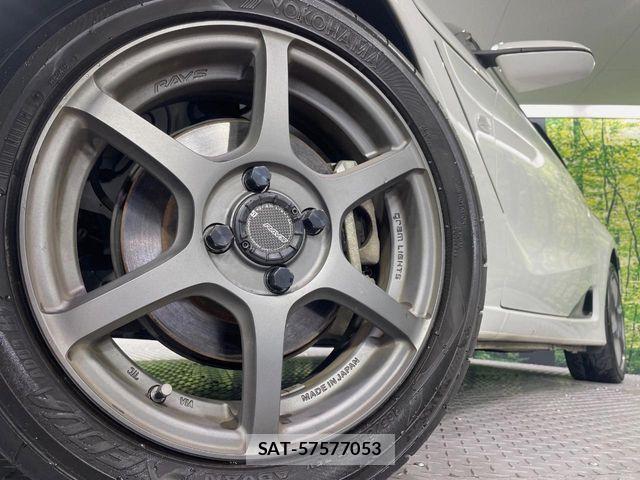 Honda S660 2015-12 6817058-11