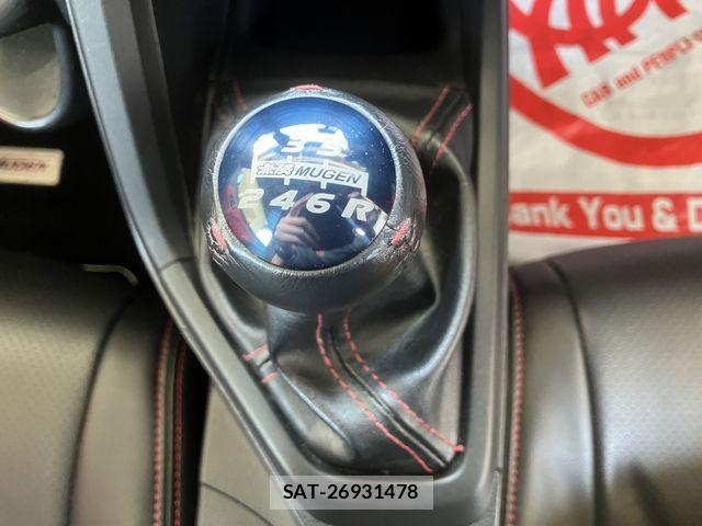 Honda S660 2016-08 6817085-27