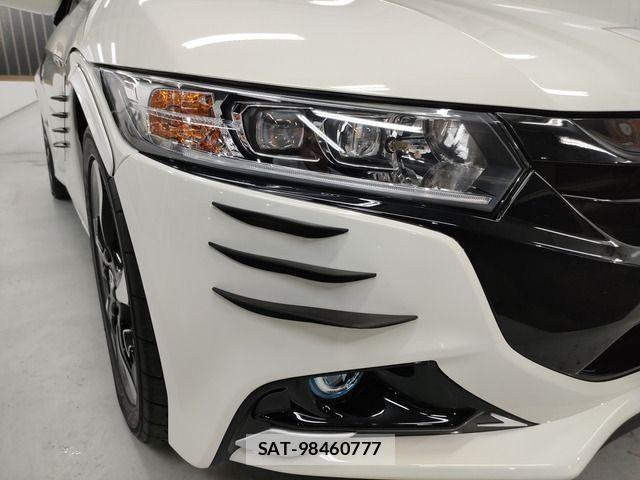 Honda S660 2017-07 7021475-11