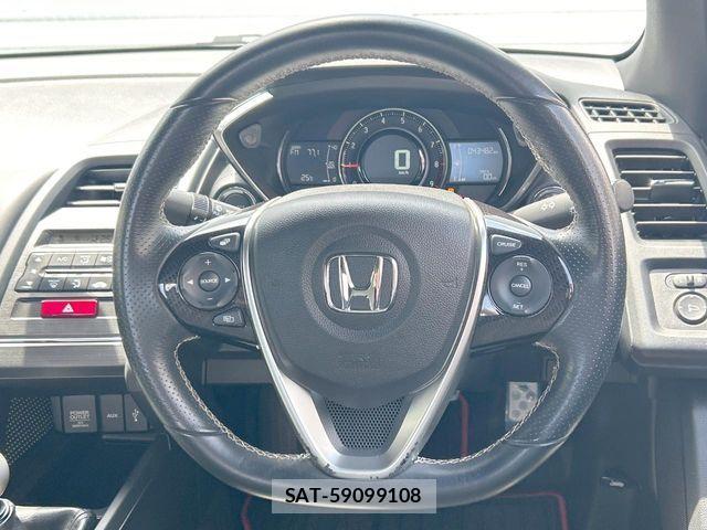 Honda S660 2017-07 7457511-11