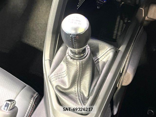 Honda S660 2016-02 7502698-2