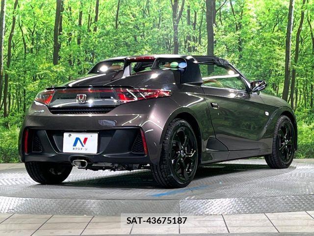 Honda S660 2017-08 7502699-15