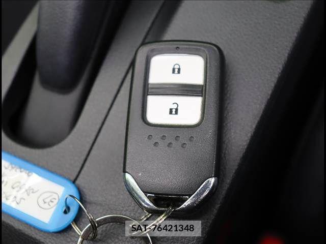 Honda S660 2015-04 7562776-12