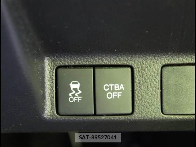 Honda S660 2015-07 7562775-11