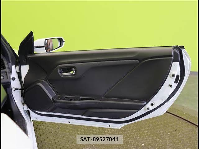 Honda S660 2015-07 7562775-16