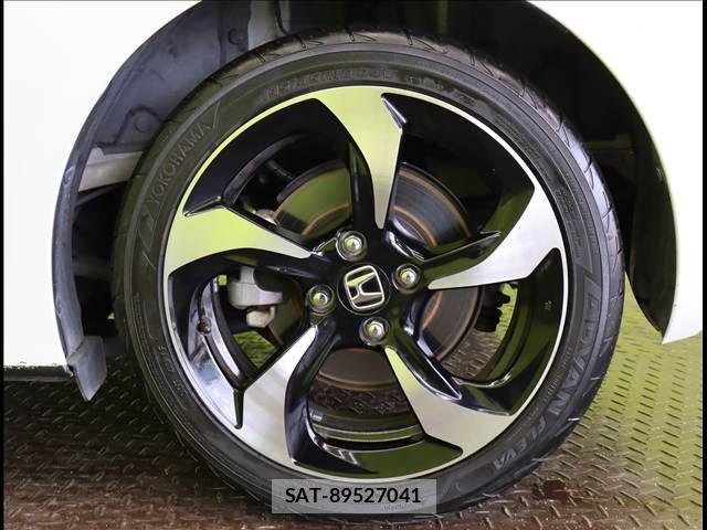 Honda S660 2015-07 7562775-26