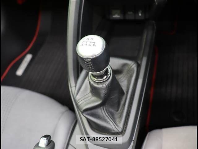 Honda S660 2015-07 7562775-5