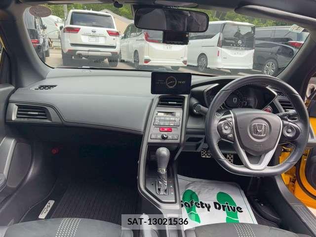 Honda S660 2016-02 7619758-9
