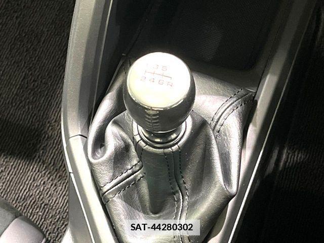 Honda S660 2019-08 7728221-2