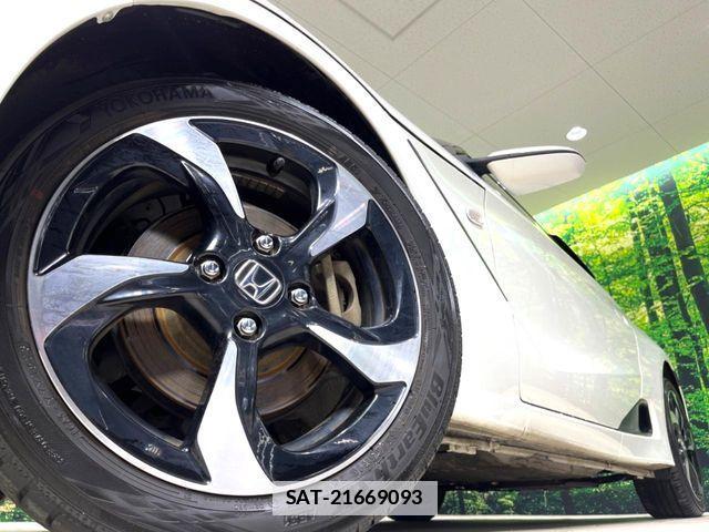 Honda S660 2018-05 7728222-11