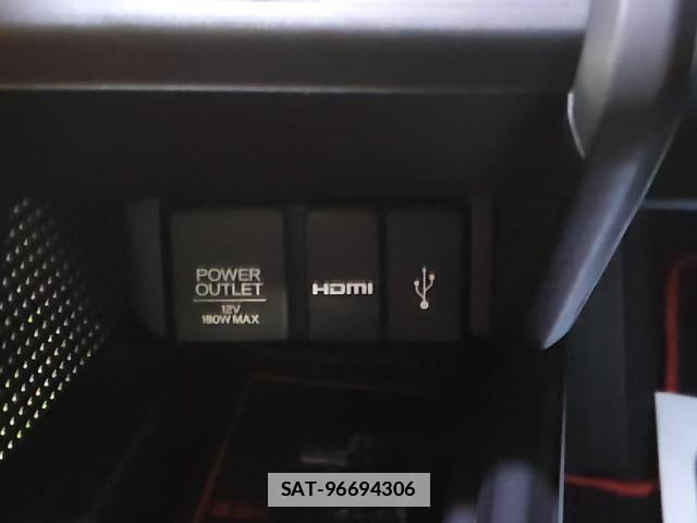 Honda S660 2016-07 7788899-18