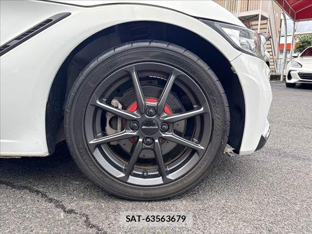 Honda S660 2018-09 7879266-12