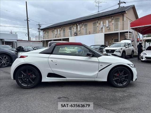Honda S660 2018-09 7879266-16
