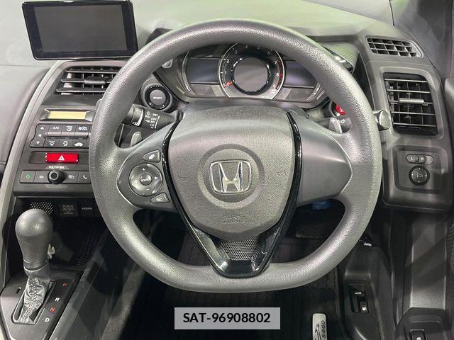 Honda S660 2016-04 7879272-10