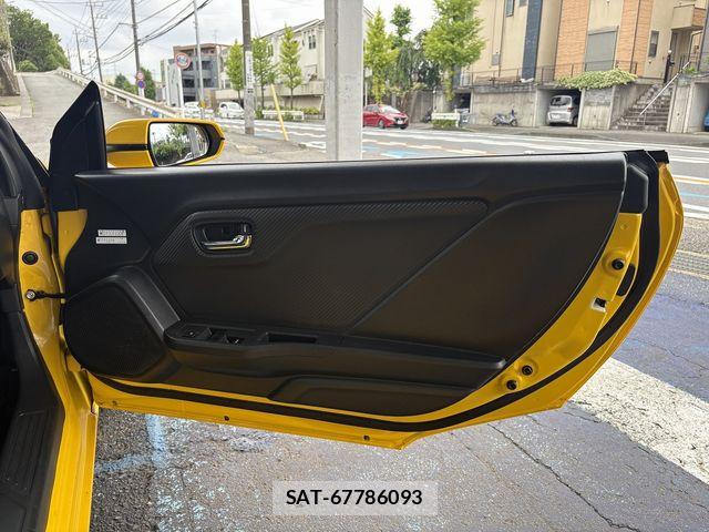 Honda S660 2016-12 7879270-18