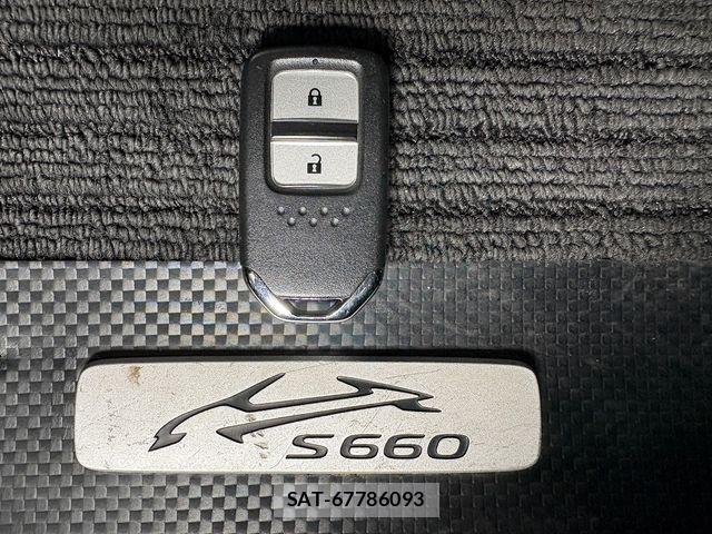 Honda S660 2016-12 7879270-29