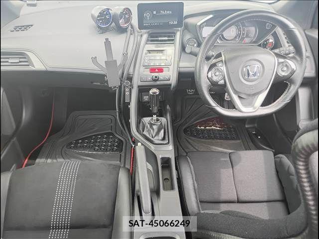 Honda S660 2016-10 7879268-10