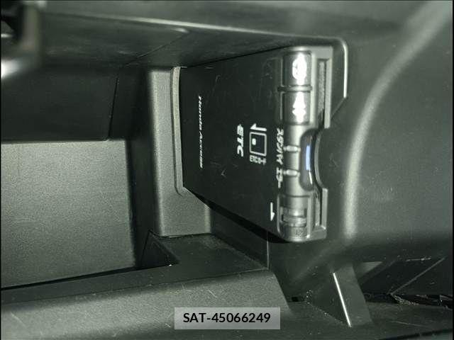 Honda S660 2016-10 7879268-22