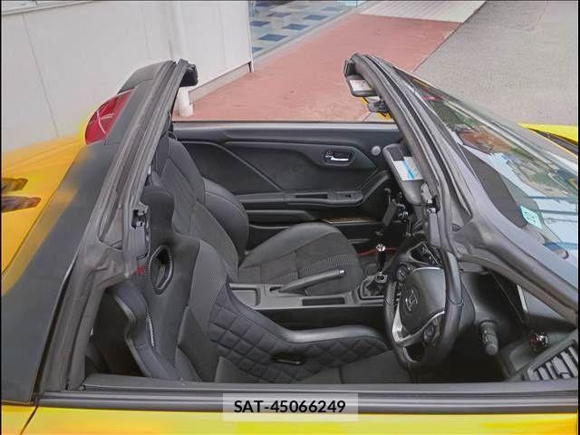Honda S660 2016-10 7879268-23