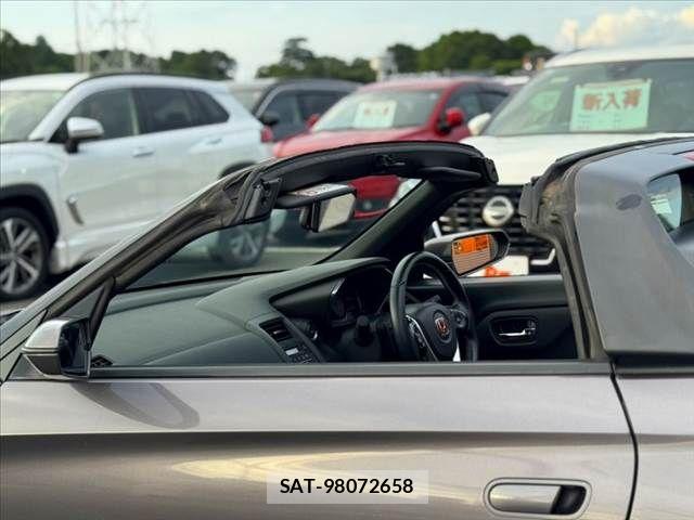 Honda S660 2016-01 7879271-17