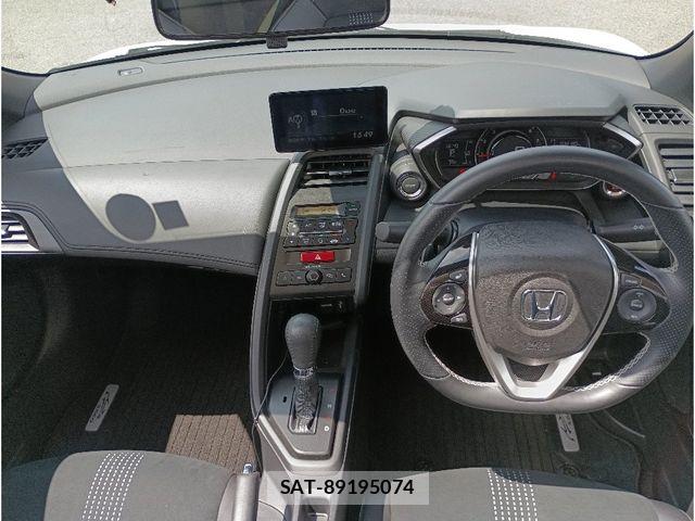 Honda S660 2016-07 7963651-12