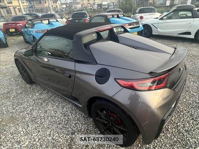 Honda S660 2016-02 7963643-11