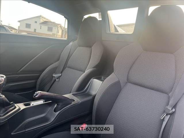 Honda S660 2016-02 7963643-25