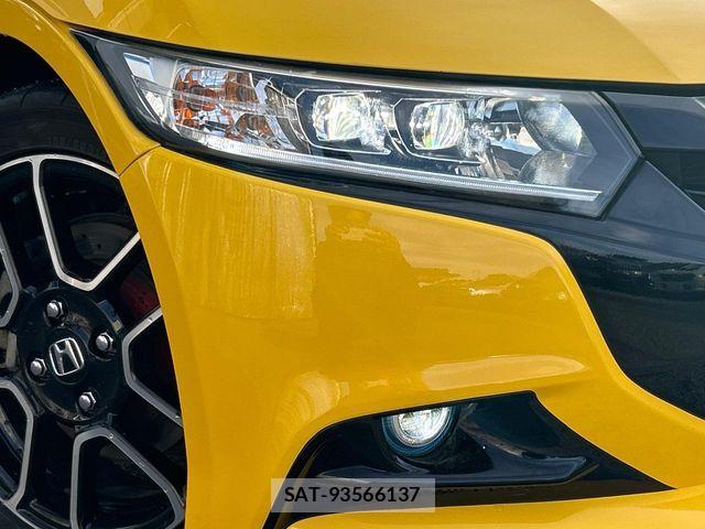 Honda S660 2015-04 8038073-11