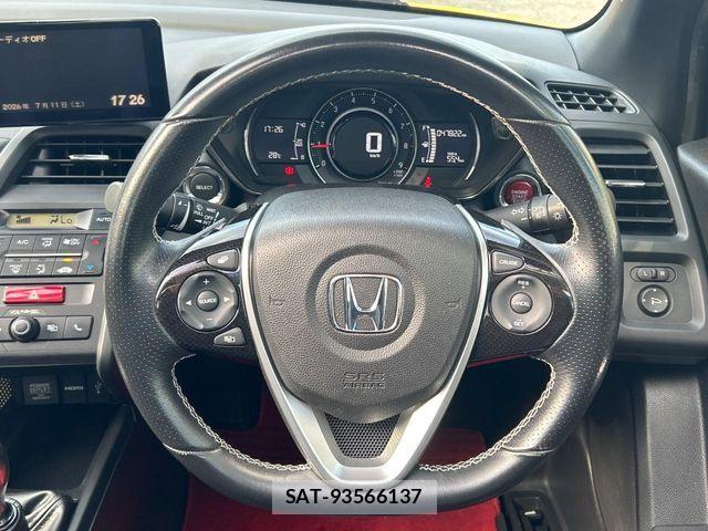 Honda S660 2015-04 8038073-8