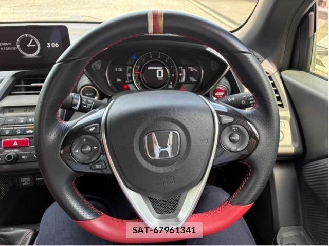 Honda S660 2016-11 8038069-12