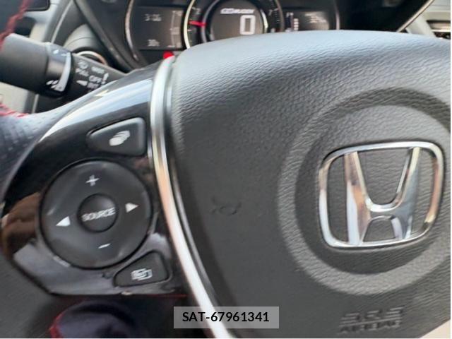 Honda S660 2016-11 8038069-13