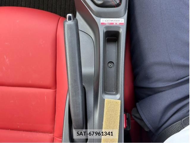 Honda S660 2016-11 8038069-18