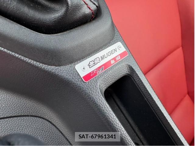 Honda S660 2016-11 8038069-22