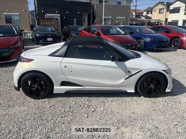 Honda S660 2017-11 8075451-10