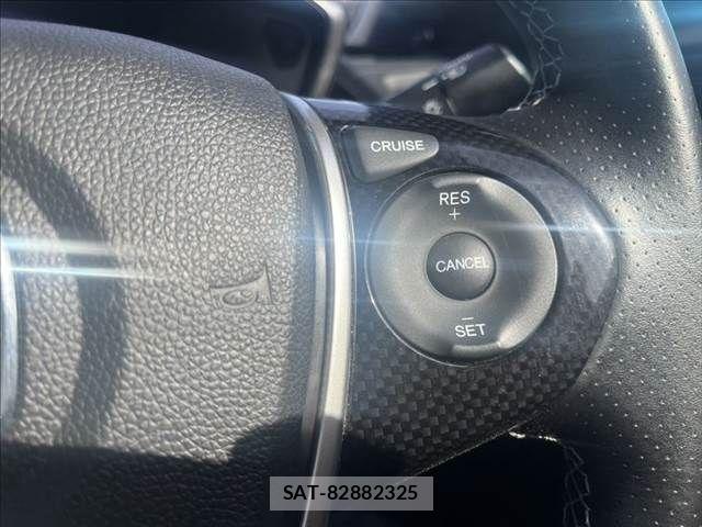 Honda S660 2017-11 8075451-29