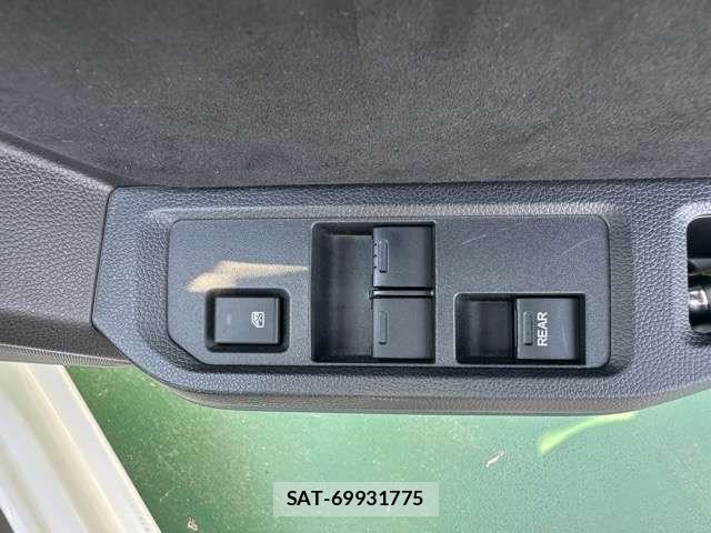 Honda S660 2017-11 8101701-9