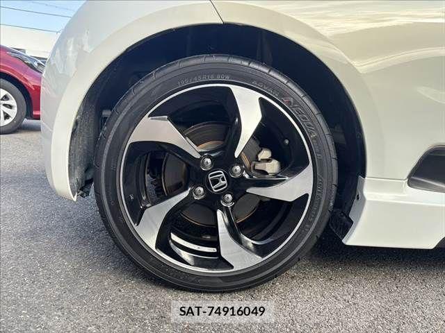 Honda S660 2015-08 8132225-23