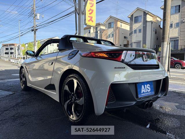 Honda S660 2016-03 8132226-2