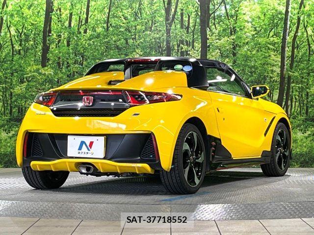 Honda S660 2015-12 8146637-14